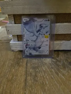Pokemon TCG Reshiram Celebrations Classic Collection Card 113/114 NM - Image 1