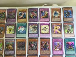 Lot Of 50 Mixed Yu-Gi-Oh! Cards VTG Holo Rare - Image 3