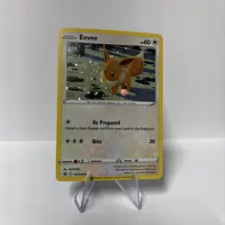Eevee SWSH190 SWSH: Sword & Shield Promo Cards Holo LP - Image 1