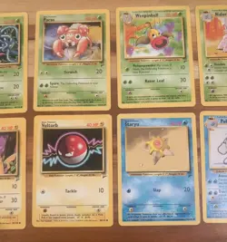 Pokemon TCG - Base Set 2 Lot (10 Cards) WOTC 1999 - Pikachu, Venomoth, Poliwhirl - Image 3