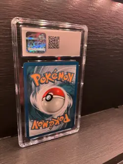 Sudowoodo Pokemon (2000) Neo Genesis - 1st Ed. - 77/111 Vintage Graded Card - Image 2