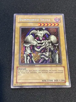 Yu-Gi-Oh! Summoned Skull 2002 Collectors Tin Secret Rare Holo BPT-002 - Image 1