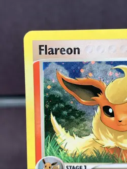 Pokemon TCG Flareon 2/17 Pop Series 3 Holo Rare VTG 2006 Creased - Image 2