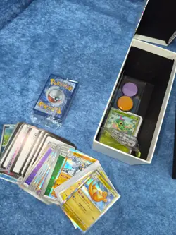 Pokemon Scarlet & Violet 151 elite Trainer Box Prismatic Evolution ETB open - Image 5