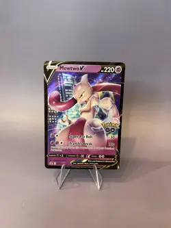Mewtwo V SWSH223 Pokemon Promo POKEMON GO NM - Image 1