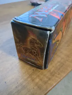 Vintage 90s Magic the Gathering Card Box , Dragon Red , Shard Phoenix , Fire - Image 2