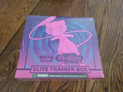 Pokemon Fusion Strike Elite Trainer Box (ETB) Sealed, Brand New read slight tear - Image 1
