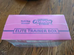 Pokemon Fusion Strike Elite Trainer Box (ETB) Sealed, Brand New read slight tear - Image 4