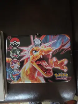 Pokemon TCG Scarlet & Violet Charizard Collectors Chest 3 promos&coin no packs - Image 1