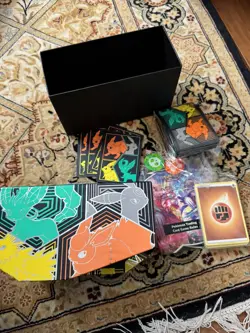 Pokemon TCG Sword & Shield Evolving Skies Elite Trainer Box Opened/No Cards - Image 3