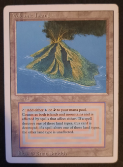 1x Volcanic Island Revised Edition MP MTG - Image 1