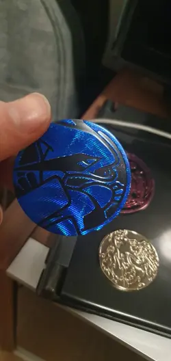 Pokemon - Charizard VMAX Gold Flipping Coin Token Plus Lugia And Mew - Image 4