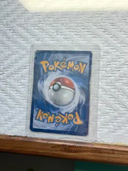 Pikachu RC29/RC32 Generations Radiant Collection Holo Portuguese Pokemon Damaged - Image 5