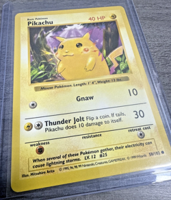 Pikachu 058/102 Base Set (Shadowless) Regular RED CHEEKS 1999 VTG Card - Image 1