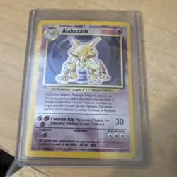 Pokemon TCG Alakazam Holo Rare Card 1/102 Base Set - Image 1