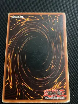 YuGiOh! Dark Magician BPT-001 2002 Collectors Tin Limited Edition MP - Image 2