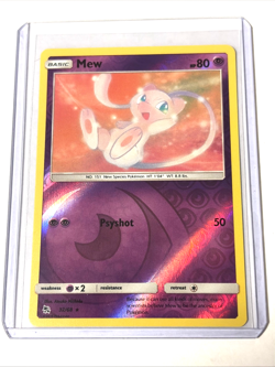 Pokemon TCG 2019 Mew 32/68 Hidden Fates Reverse Holo Rare - Image 1
