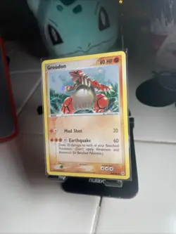 2004 Hidden Legends EX Secret Rare Pokemon 102/101 Groudon w/ Holo Swirl - Image 3