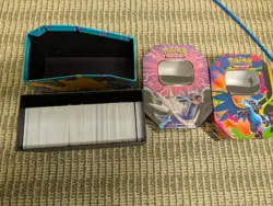 Pokemon TCG Bulk Card Lot 500 Holo/Reverse With Tins Included - Image 1