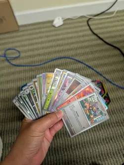 Pokemon TCG Bulk Card Lot 500 Holo/Reverse With Tins Included - Image 2