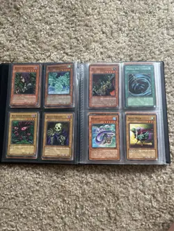 Yu-Gi-Oh Vintage Collection Binder Trading Game Card Sleeves Book 1996 - Image 3