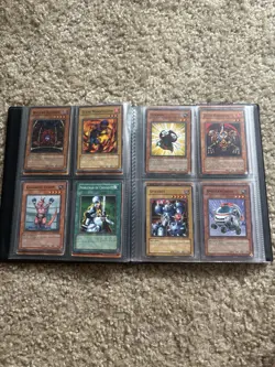 Yu-Gi-Oh Vintage Collection Binder Trading Game Card Sleeves Book 1996 - Image 4