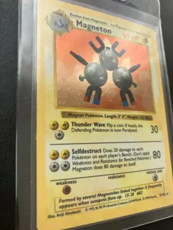 Magneton Base Set Holo Rare 9/102 WOTC Vintage Pokemon Card NM 1999 - Image 2