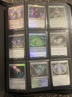 Magic: The Gathering Wizards Card collection in Binders, Foil & Regular - Image 1