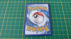 005/025 Carte Pokemon Pikachu rare holo Epee et Bouclier EB07.5 Celebration #B10 - Image 2