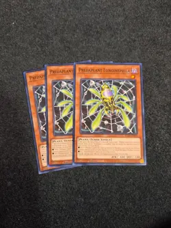 YUGIOH x3 BLZD-EN009 PREDAPLANT LONGINEPHILA - COMMON 1st EDITION - Image 1