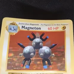 Magneton Shadowless 9/102 Holo Rare WOTC Pokemon Card Base Set - Lightly Played - Image 3