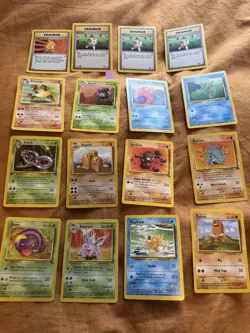 Pokemon TCG Mixed Lot Fossil and Base Set Cards Vintage NM - Image 1