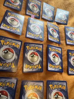 Pokemon TCG Mixed Lot Fossil and Base Set Cards Vintage NM - Image 3