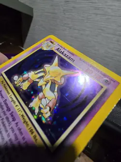 Pokemon Alakazam Base Set Holo Rare 1/102 1999 Wizards 80 HP English Sugimori - Image 2