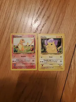 Pokemon Base Set Unlimited Regular Pikachu, Charmander 46/102 LP-NM - Image 1