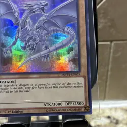 Yu-Gi-Oh! Blue-Eyes White Dragon Ultra Rare 1st Ed Holo MVP1-EN055 3000 ATK - Image 5