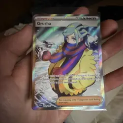Pokemon Grusha 253/193 Sv02: Paldea Evolved Ultra Rare Full Art Trainer Holo - Image 1