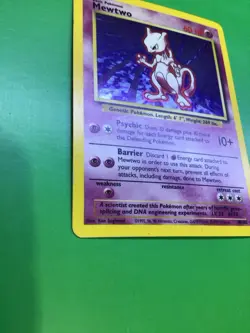 1999 Pokemon Mewtwo Base Set 10/102 Holographic card - Image 2