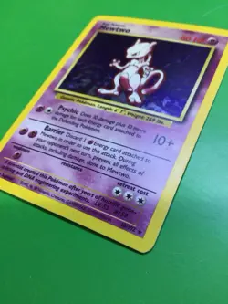 1999 Pokemon Mewtwo Base Set 10/102 Holographic card - Image 3