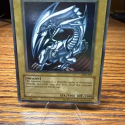 Yu-Gi-Oh! Blue-Eyes White Dragon #SDK-001 LP! - Image 4