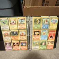 Pokemon binder lot with tons of vintage cards - Image 4