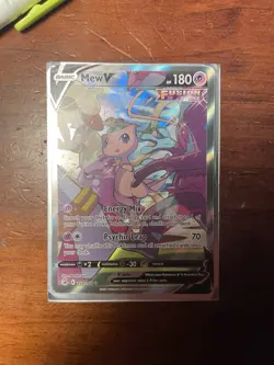 Pokemon TCG Fusion Strike Holo Mew v Alt Art Ultra Rare Card 251/264 - Image 2
