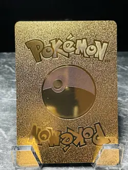 Pikachu V 060/080 Gold Display Card Pokemon TCG - Image 2