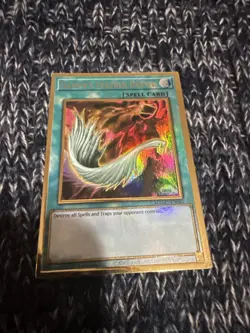 Yugioh! LP Harpie's Feather Duster - MAGO-EN042 - Premium Gold Rare - 1st Ed - Image 1