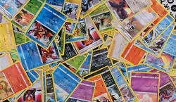 Pokemon Sword and Shield 50 Card Lot No Duplicates NM/M Guaranteed V - Image 3