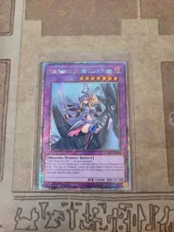 YUGIOH DARK MAGICIAN GIRL THE DRAGON KNIGHT RA03-EN258 PLATINUM RARE 1ST ED NM - Image 1