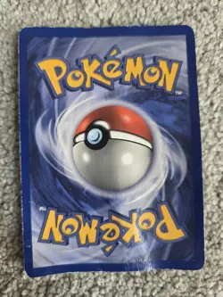 Pokemon TCG Charizard 4/102 Base Set Holo Rare - Damaged 4/102 - Image 2