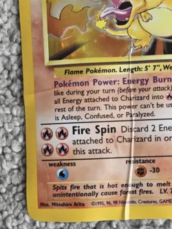 Pokemon TCG Charizard 4/102 Base Set Holo Rare - Damaged 4/102 - Image 5