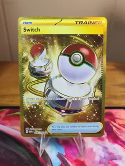 Pokemon TCG Switch 206/165 Gold Hyper Rare Scarlet & Violet 151 - Image 1