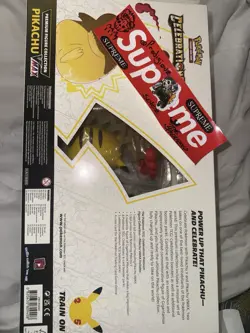 Pokemon TCG Celebrations Pikachu VMAX Premium Figure Collection 2021 New Sealed 820650809408 - Image 5